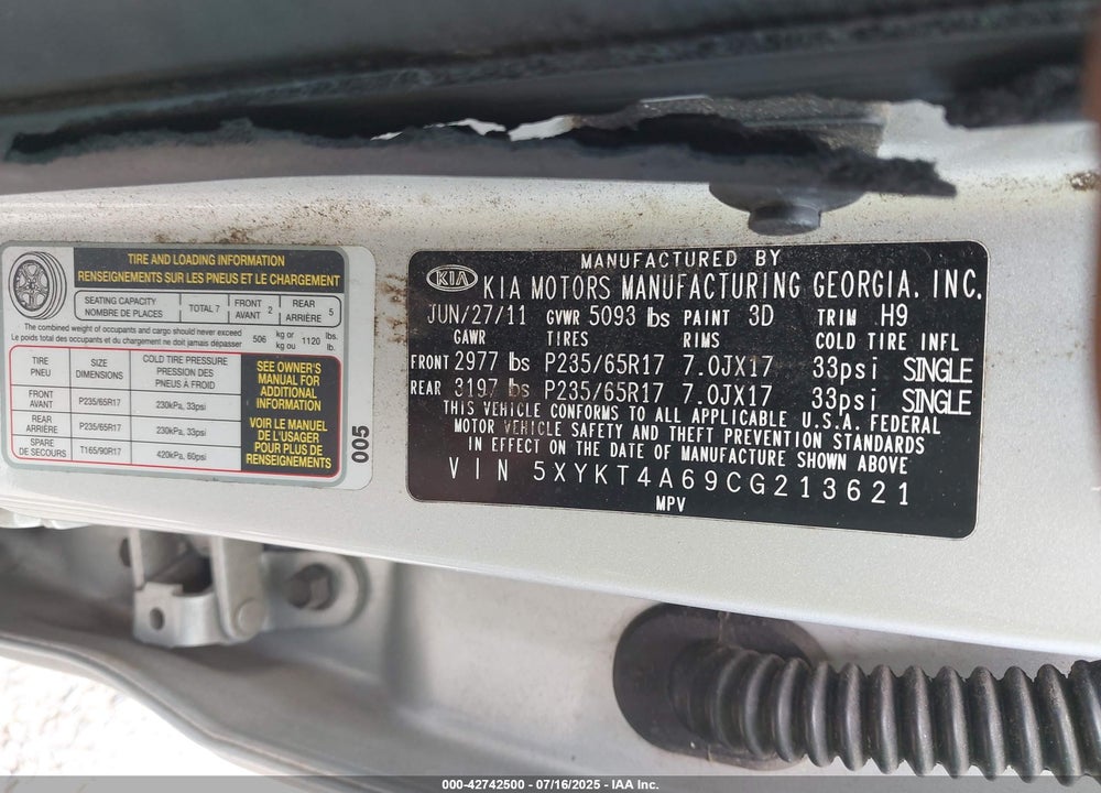 2012 KIA SORENTO VIN: 5XYKT4A69CG213621