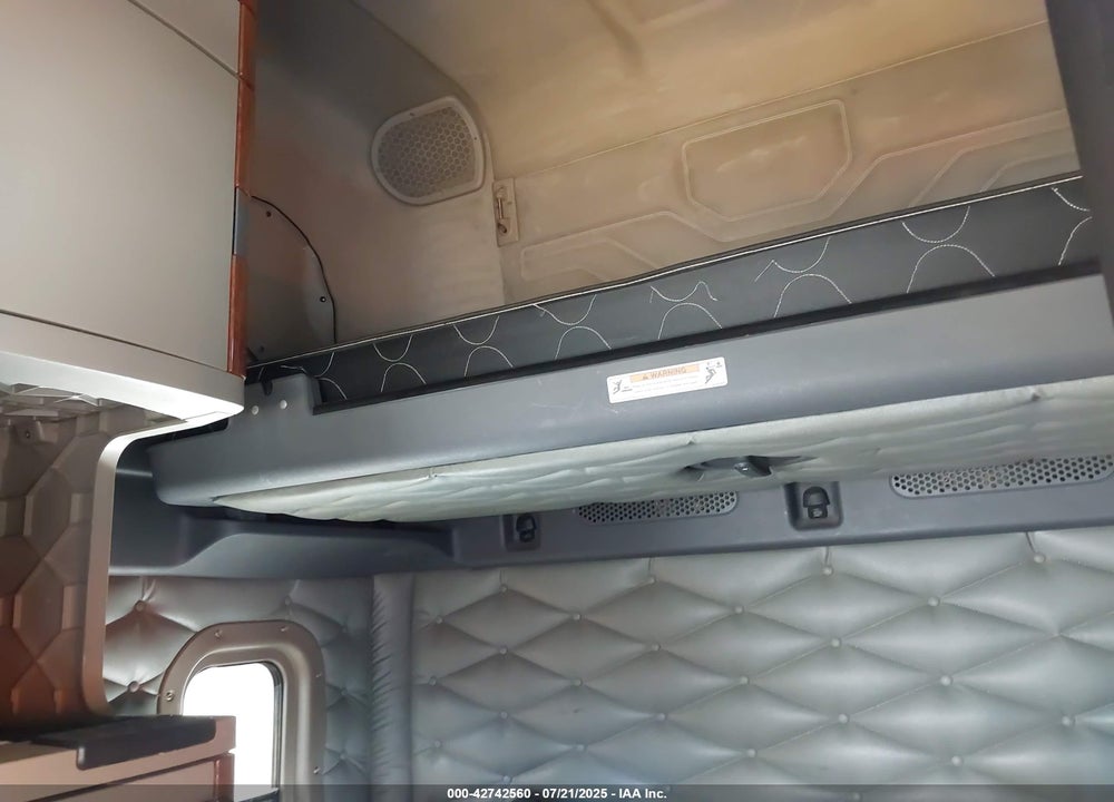 2017 FREIGHTLINER CASCADIA 125 VIN: 3AKJGLDR7HSHX1253