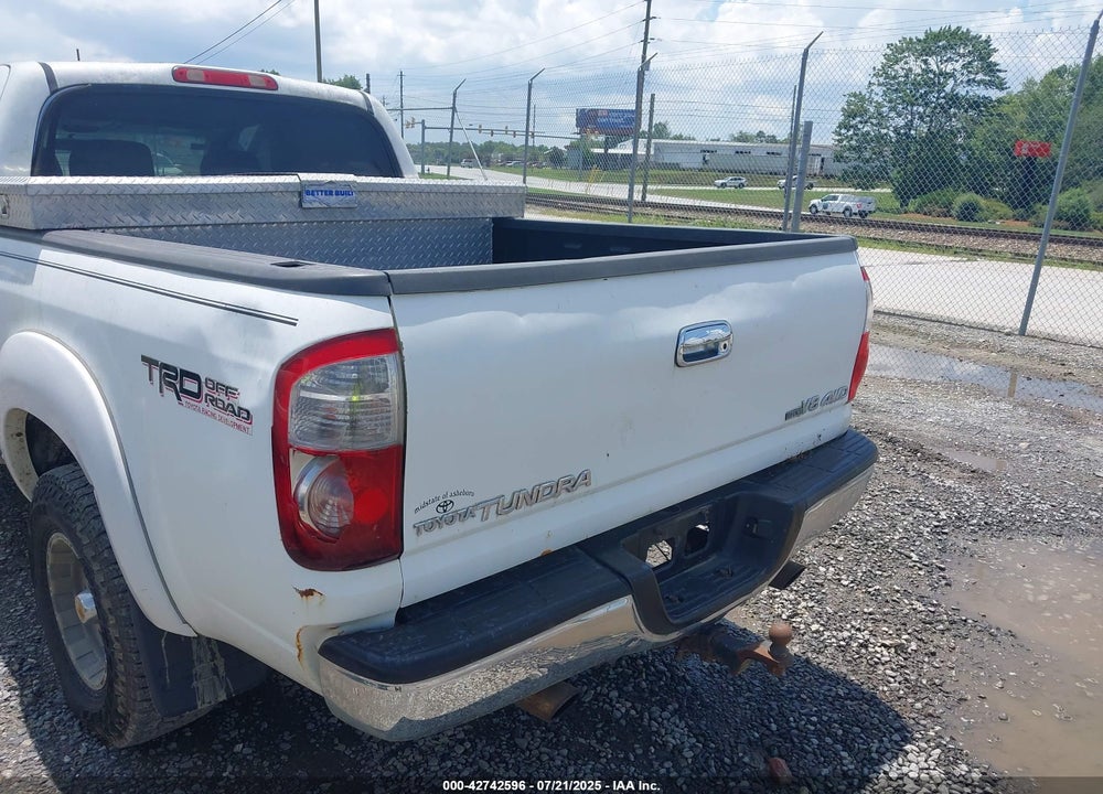 2004 TOYOTA TUNDRA SR5 V8 VIN: 5TBDT44154S453190