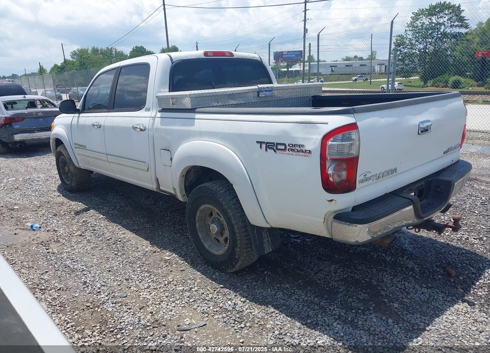 2004 TOYOTA TUNDRA SR5 V8 VIN: 5TBDT44154S453190
