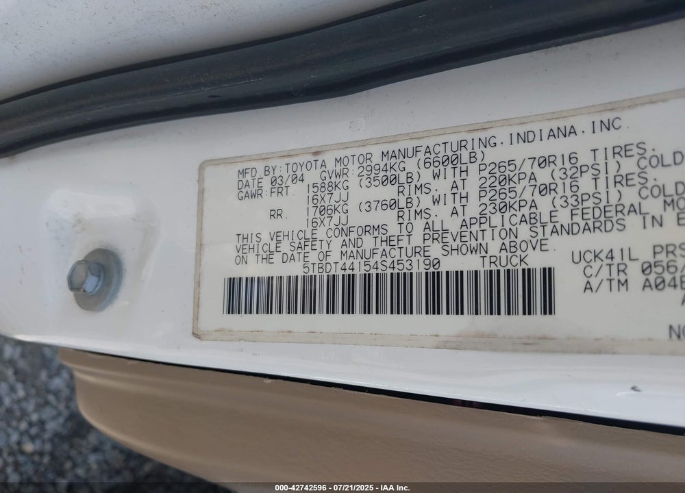 2004 TOYOTA TUNDRA SR5 V8 VIN: 5TBDT44154S453190