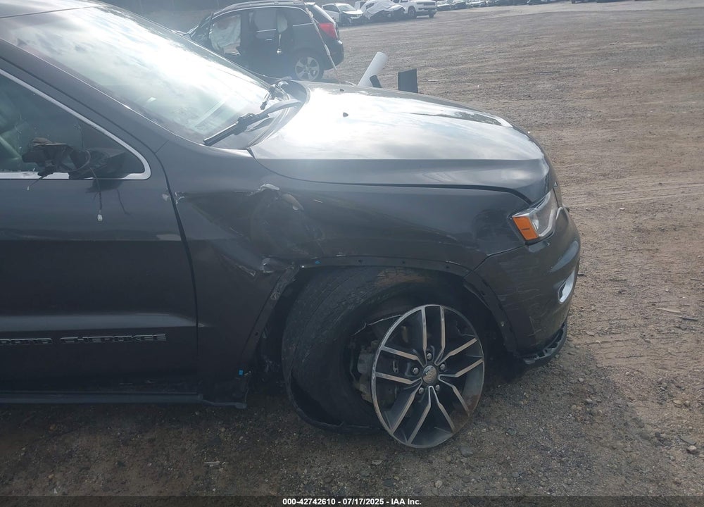 2017 JEEP GRAND CHEROKEE VIN: 1C4RJFBG0HC808120