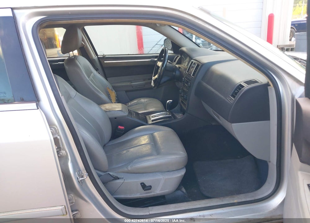 2007 CHRYSLER 300 VIN: 2C3KA53G77H858104