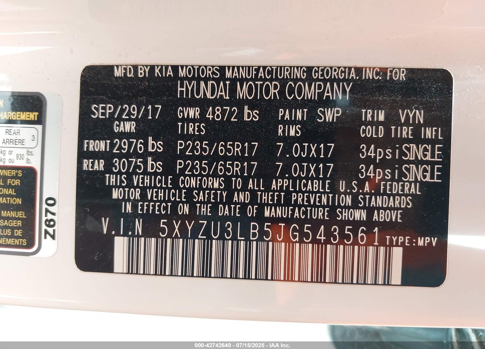 2018 HYUNDAI SANTA FE VIN: 5XYZU3LB5JG543561