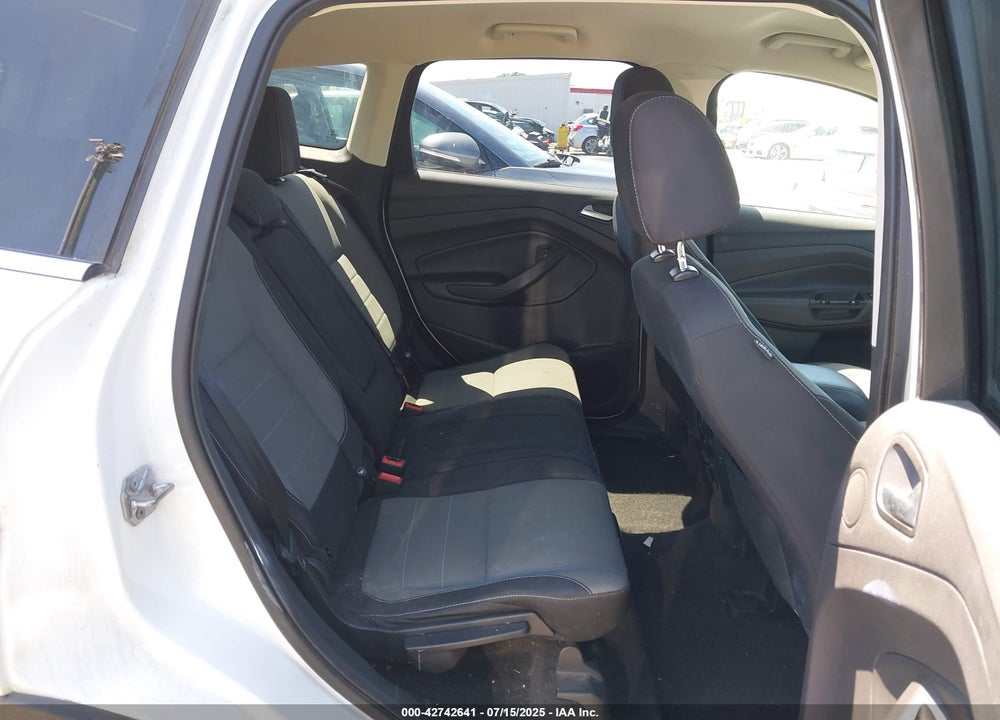 2016 FORD ESCAPE SE VIN: 1FMCU9GXXGUB39379