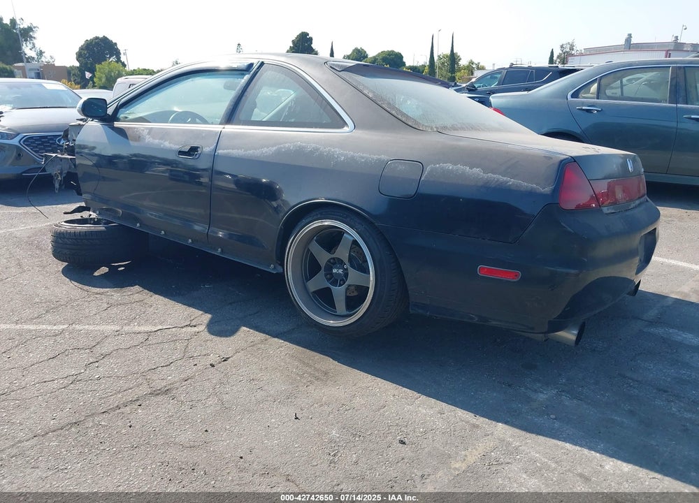2001 HONDA ACCORD 2.3 EX VIN: 1HGCG31721A025288