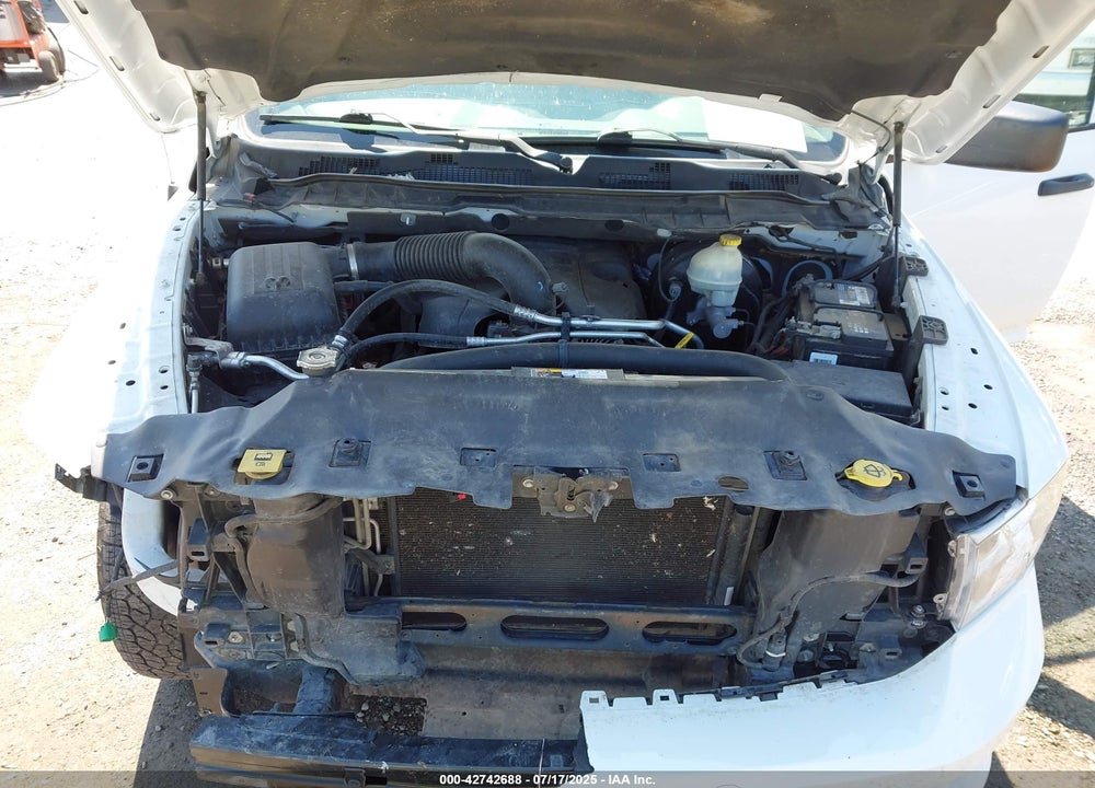 2014 RAM 1500 EXPRESS VIN: 1C6RR7FT9ES209652