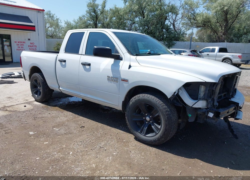 2014 RAM 1500 EXPRESS VIN: 1C6RR7FT9ES209652
