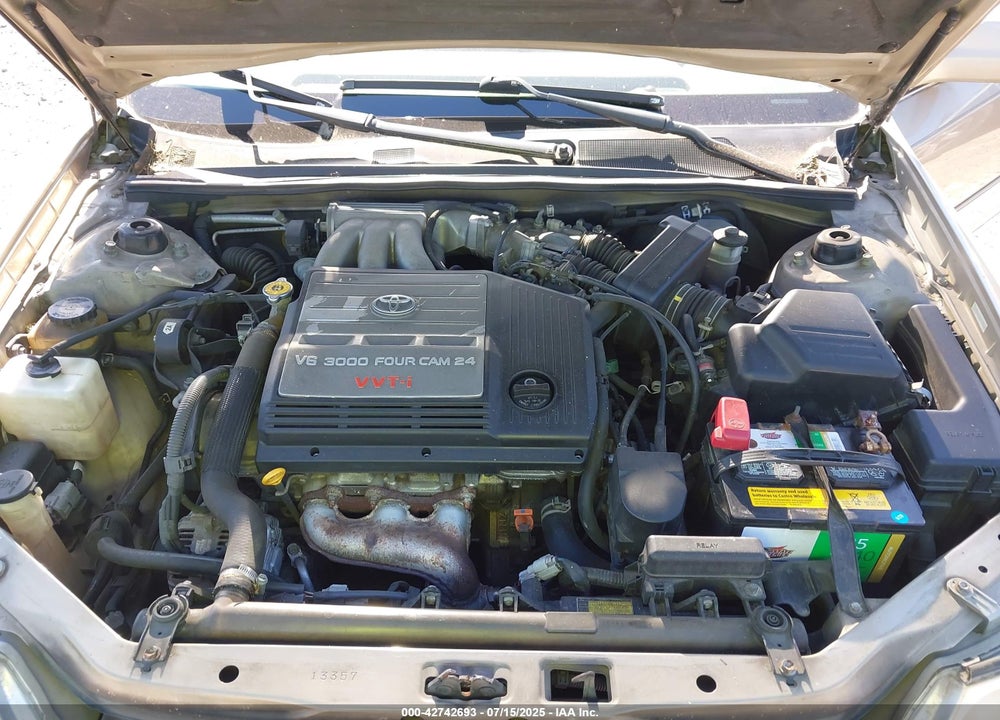 2002 TOYOTA AVALON XL VIN: 4T1BF28B62U227631