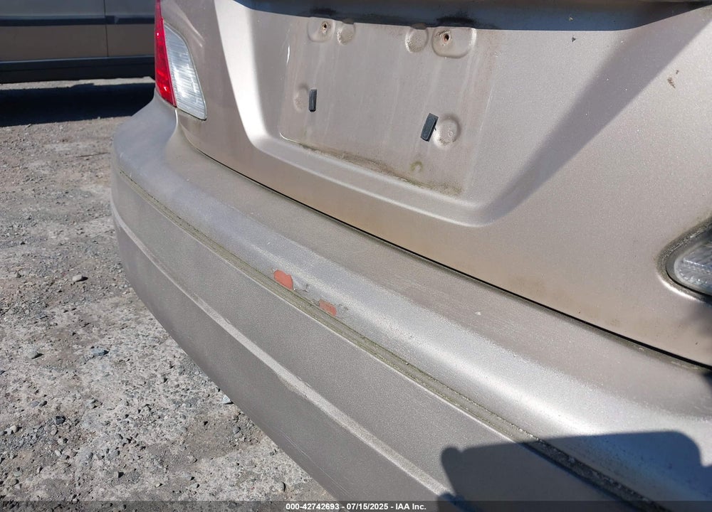 2002 TOYOTA AVALON XL VIN: 4T1BF28B62U227631