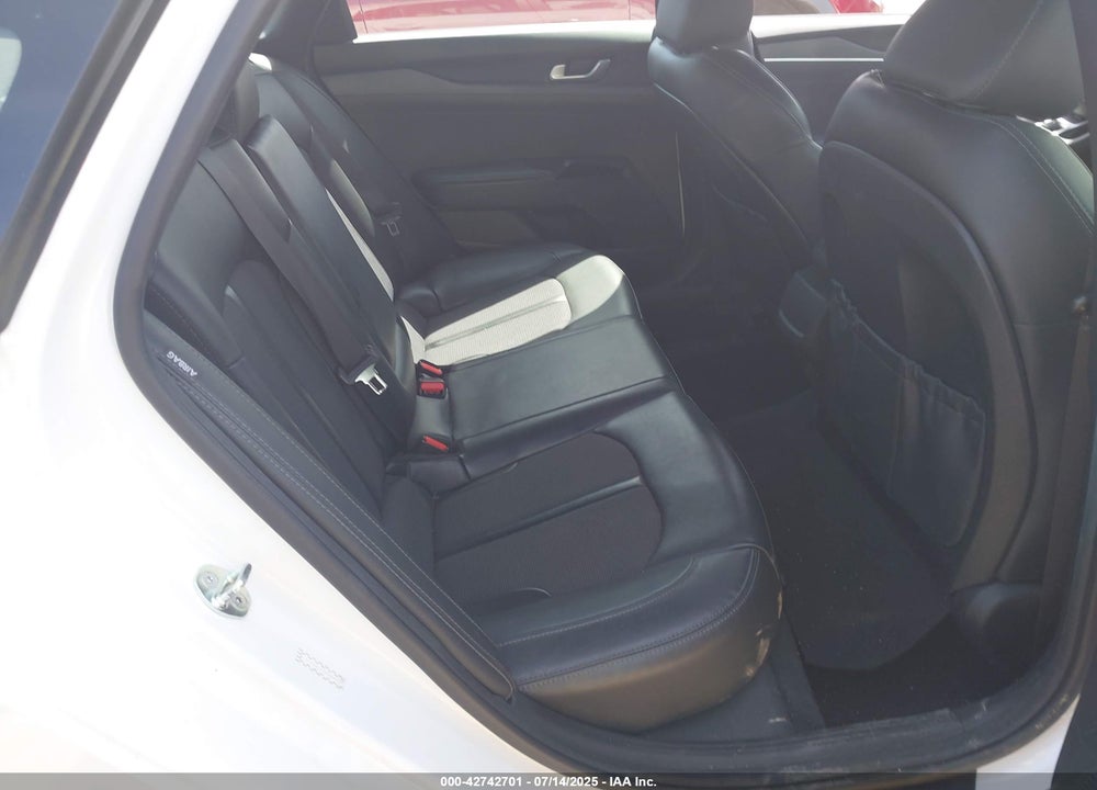 2024 KIA K5 VIN: 5XXG64J25RG248129