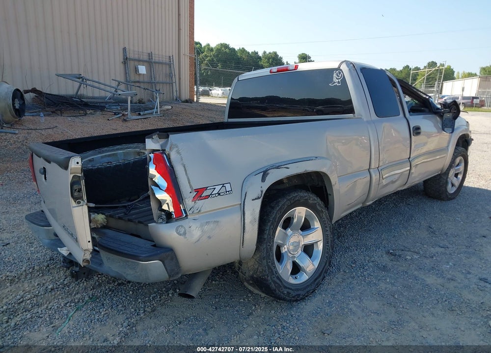 2005 CHEVROLET SILVERADO 1500 Z71 VIN: 1GCEK19Z75Z264441
