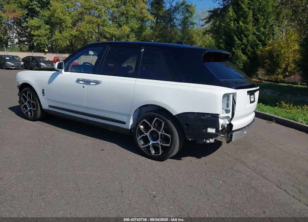 2021 ROLLS-ROYCE CULLINAN VIN: SLATV8C05MU208339