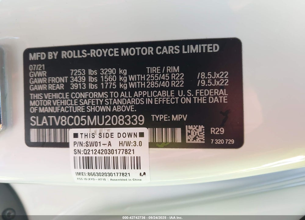 2021 ROLLS-ROYCE CULLINAN VIN: SLATV8C05MU208339