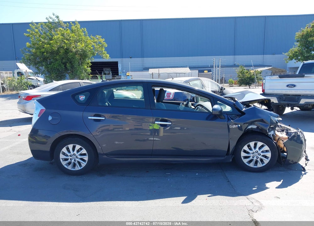 2014 TOYOTA PRIUS PLUG-IN VIN: JTDKN3DPXE3058819