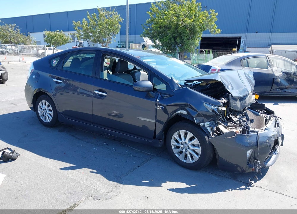 2014 TOYOTA PRIUS PLUG-IN VIN: JTDKN3DPXE3058819