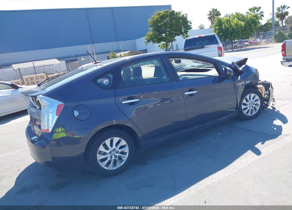 2014 TOYOTA PRIUS PLUG-IN VIN: JTDKN3DPXE3058819