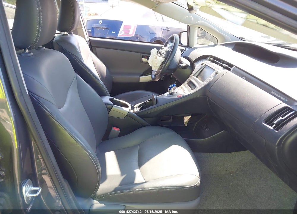 2014 TOYOTA PRIUS PLUG-IN VIN: JTDKN3DPXE3058819