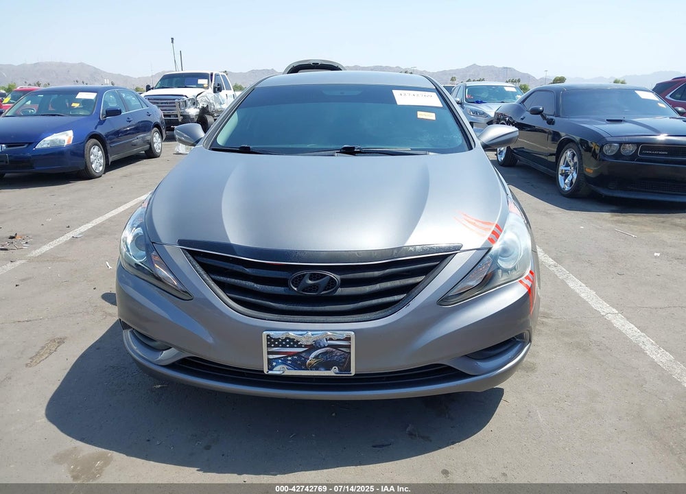 2013 HYUNDAI SONATA VIN: 5NPEB4AC1DH681116