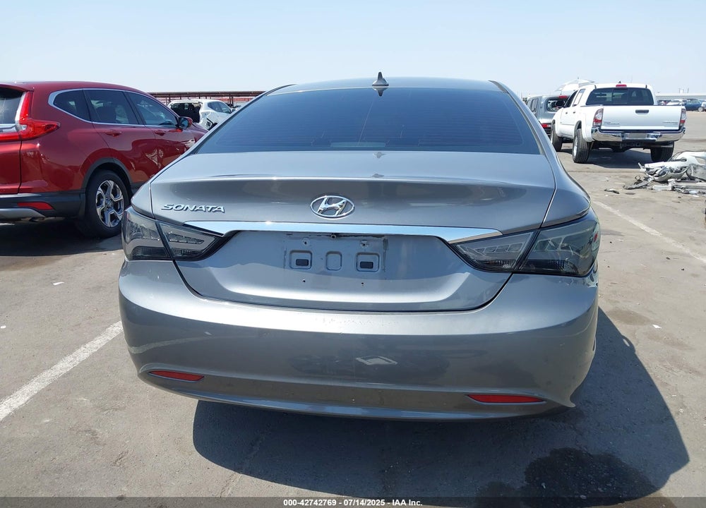 2013 HYUNDAI SONATA VIN: 5NPEB4AC1DH681116