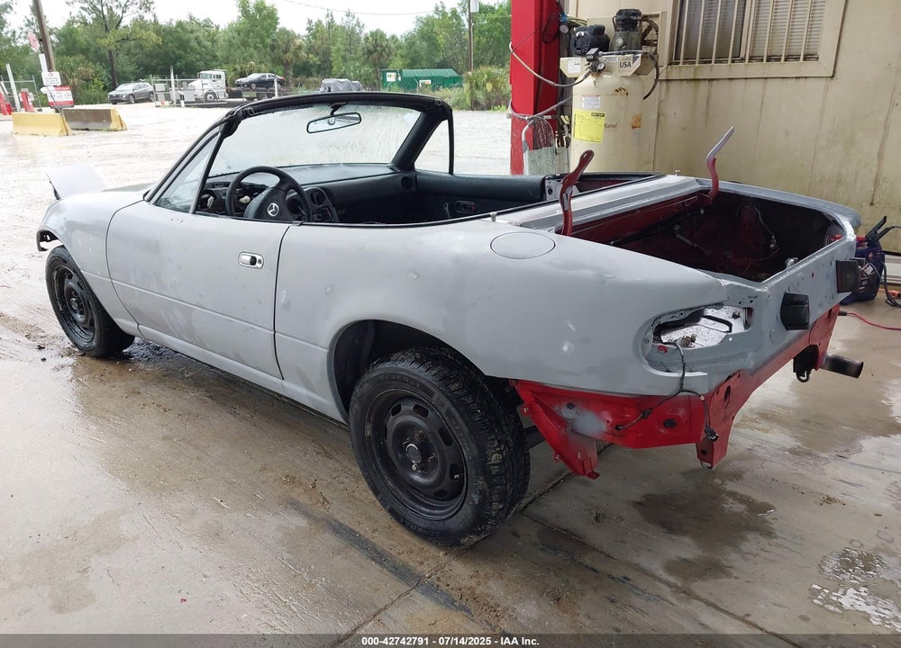 1991 MAZDA MX-5 MIATA VIN: JM1NA3513M1216057