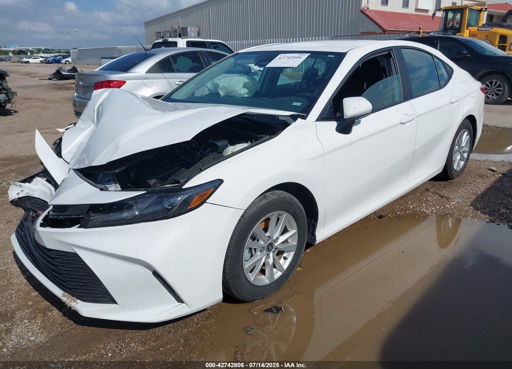 2025 TOYOTA CAMRY LE VIN: 4T1DAACK7SU009304
