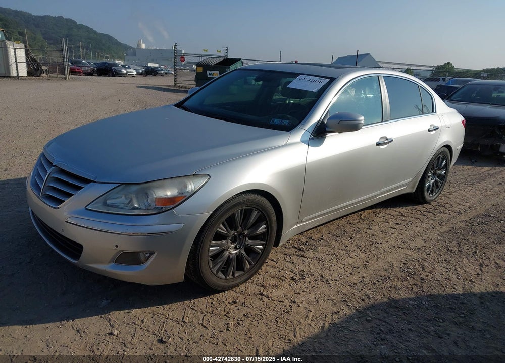2009 HYUNDAI GENESIS VIN: KMHGC46EX9U029135