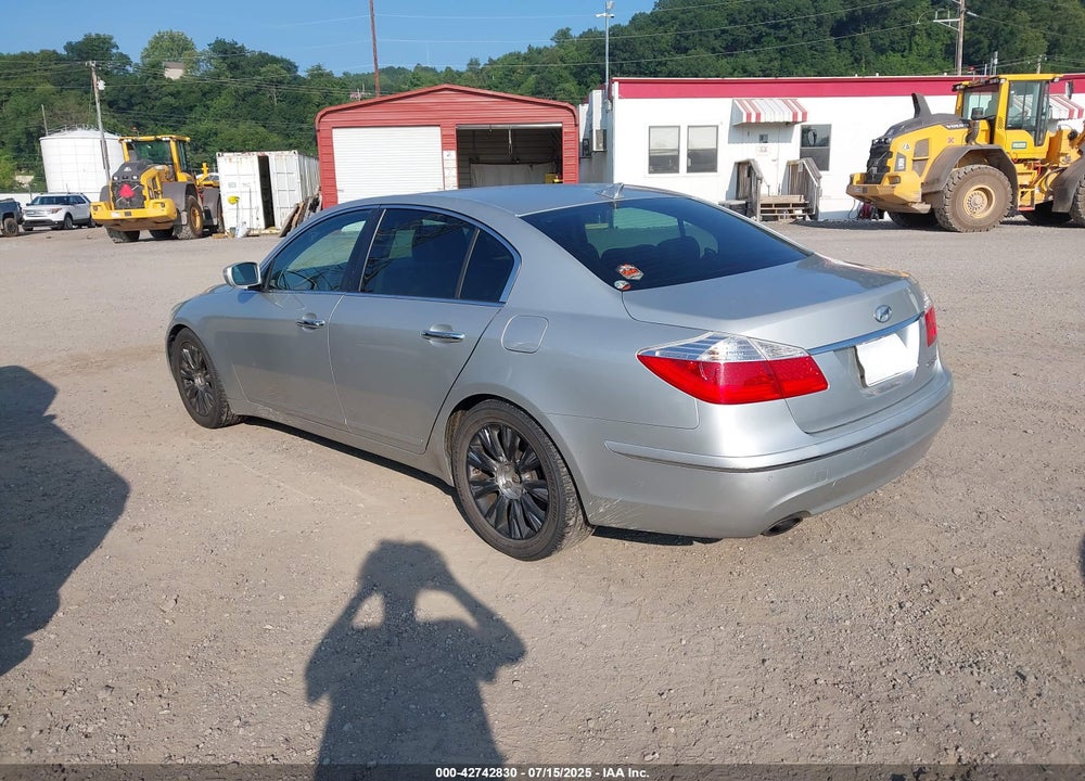 2009 HYUNDAI GENESIS VIN: KMHGC46EX9U029135