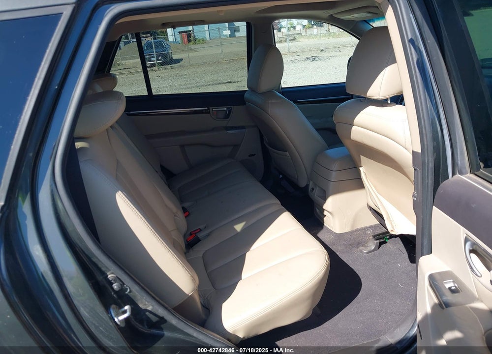 2012 HYUNDAI SANTA FE VIN: 5XYZK4AG9CG127249