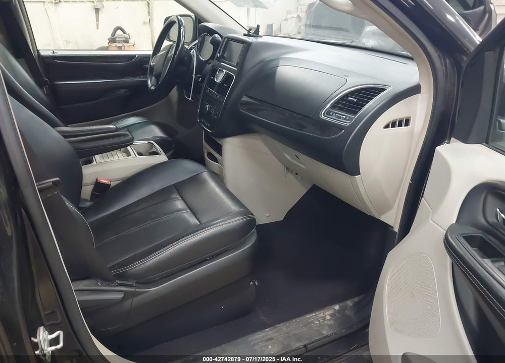 2015 CHRYSLER TOWN & COUNTRY TOURING VIN: 2C4RC1BG9FR673060