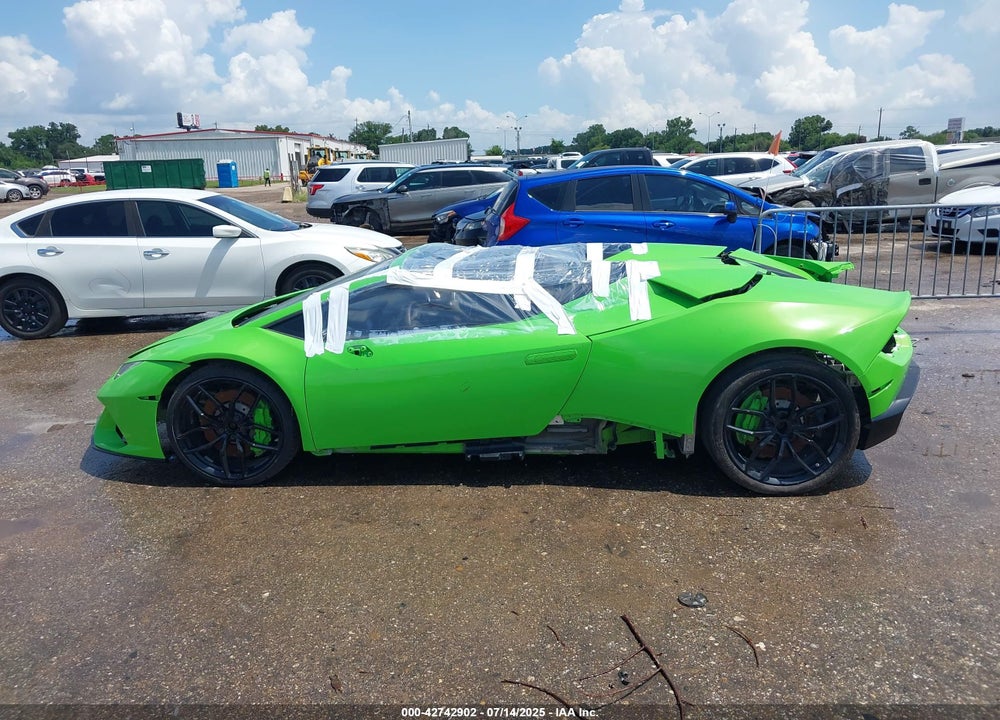 2017 LAMBORGHINI ALL MODELS VIN: ZHWUR2ZF4HLA06866