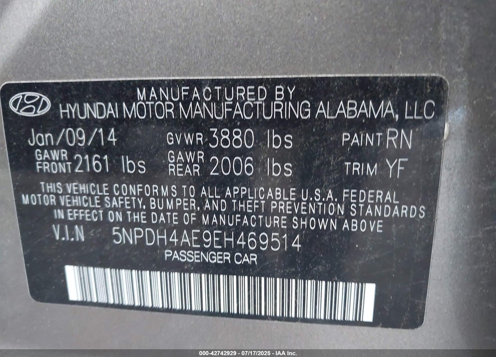 2014 HYUNDAI ELANTRA VIN: 5NPDH4AE9EH469514