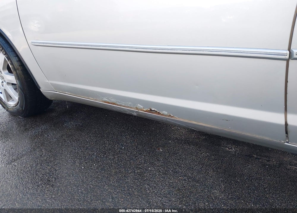2002 TOYOTA AVALON XLS VIN: 4T1BF28B82U262073