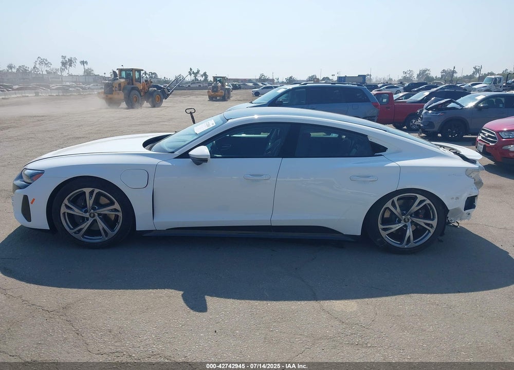 2024 AUDI E-TRON GT PREMIUM PLUS QUATTRO VIN: WAUFJBFW4R7001040