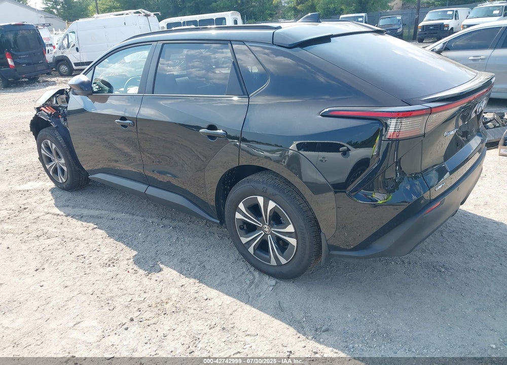 2024 TOYOTA BZ4X XLE VIN: JTMABACA9RA084576