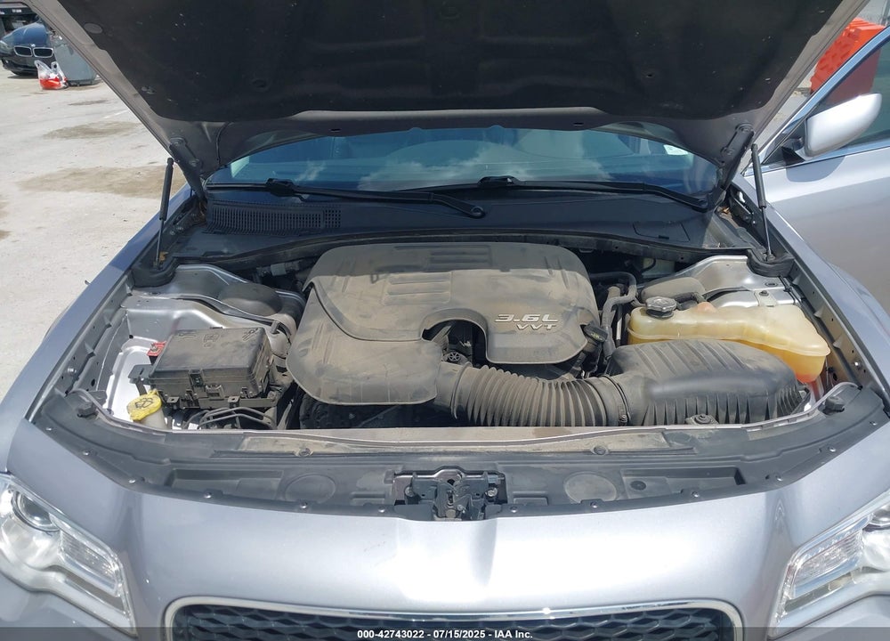 2016 CHRYSLER 300 VIN: 2C3CCAAG0GH175445