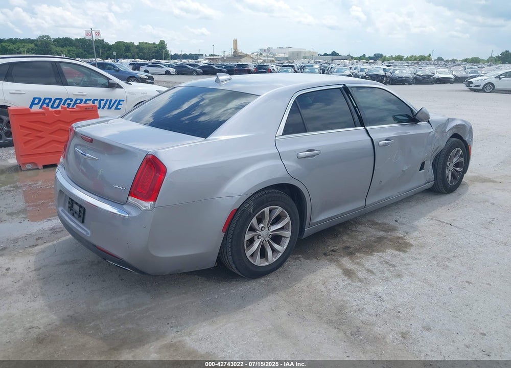 2016 CHRYSLER 300 VIN: 2C3CCAAG0GH175445