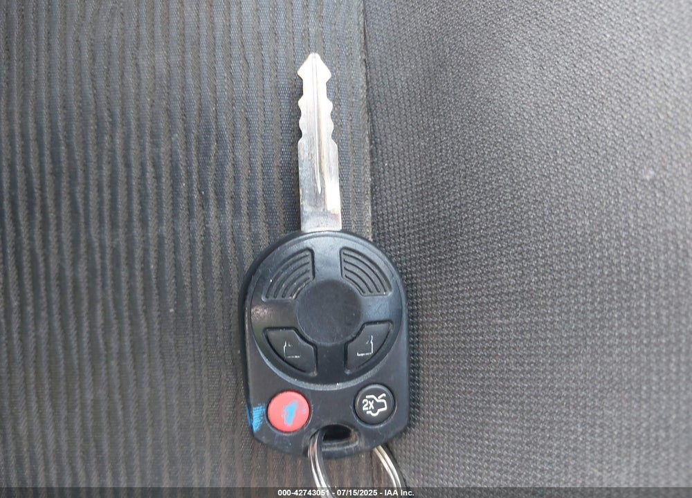 2008 MAZDA TRIBUTE VIN: 4F2CZ92Z58KM29301