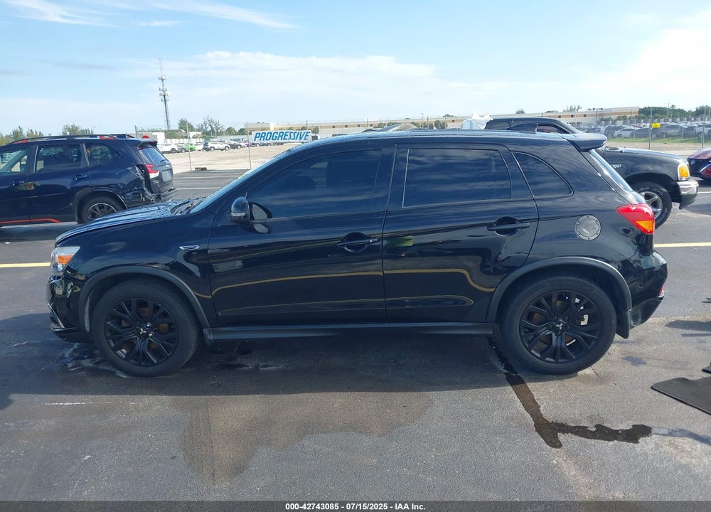 2018 MITSUBISHI OUTLANDER SPORT VIN: JA4AP3AU3JU008178