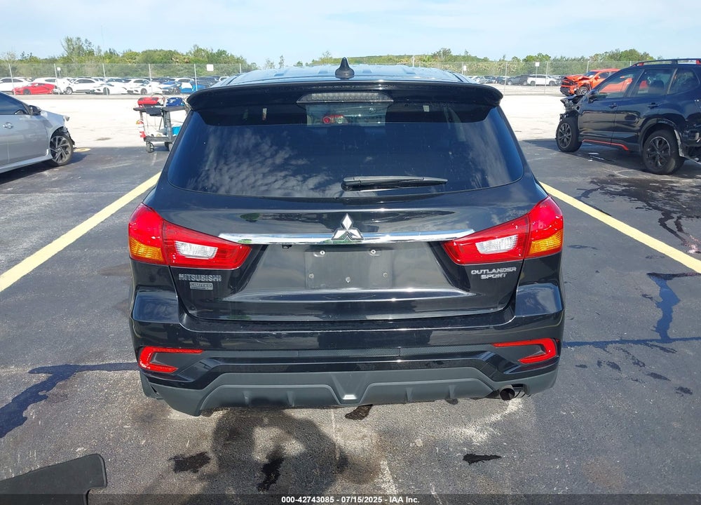 2018 MITSUBISHI OUTLANDER SPORT VIN: JA4AP3AU3JU008178