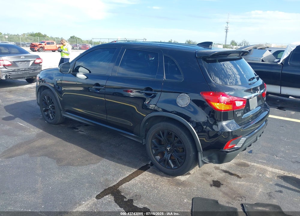 2018 MITSUBISHI OUTLANDER SPORT VIN: JA4AP3AU3JU008178