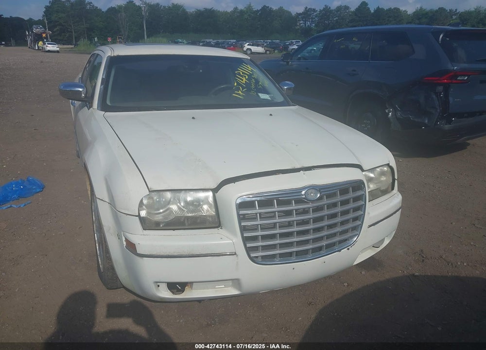 2010 CHRYSLER 300 VIN: 2C3CA5CV7AH154141