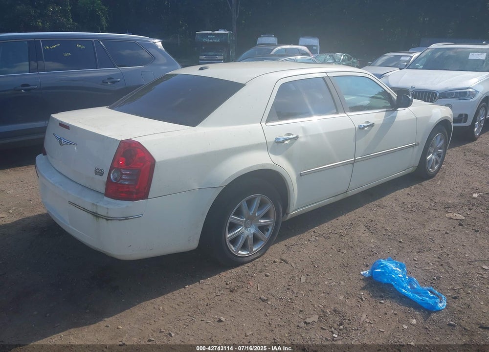 2010 CHRYSLER 300 VIN: 2C3CA5CV7AH154141