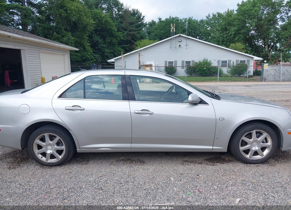 2006 CADILLAC STS V6 VIN: 1G6DW677460197157