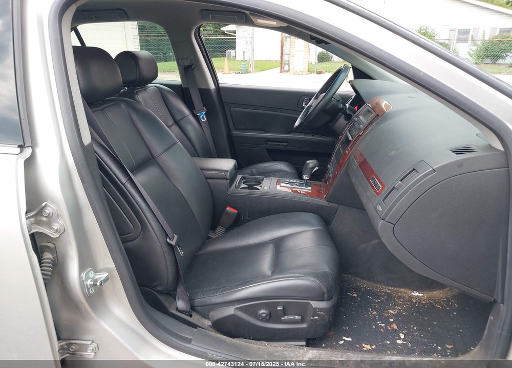 2006 CADILLAC STS V6 VIN: 1G6DW677460197157
