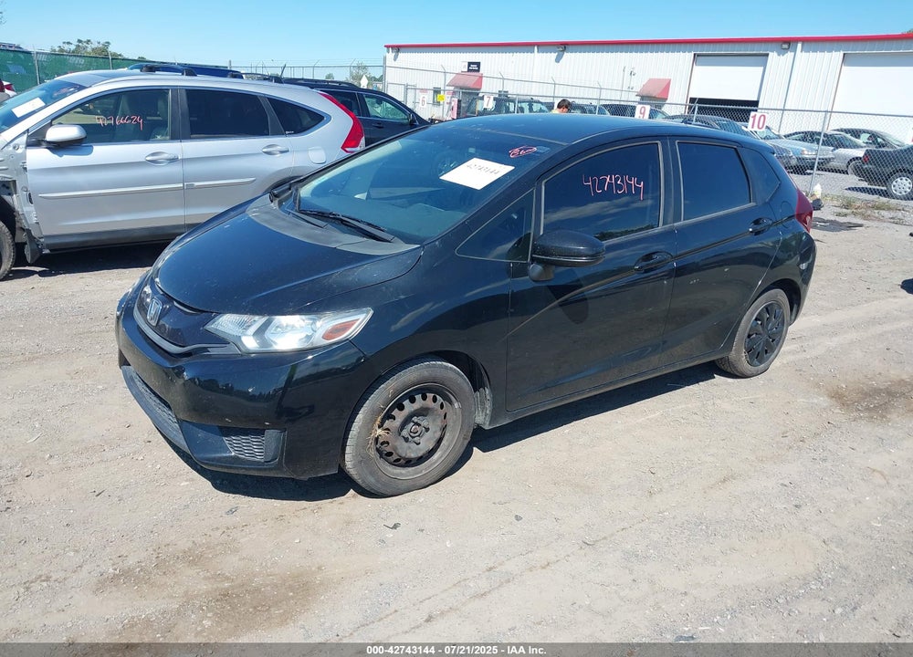 2015 HONDA FIT LX VIN: 3HGGK5H50FM743884