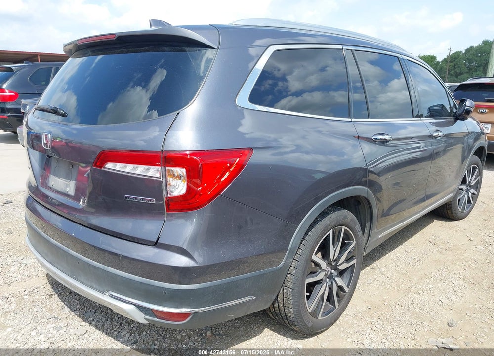 2019 HONDA PILOT VIN: 5FNYF5H93KB010964