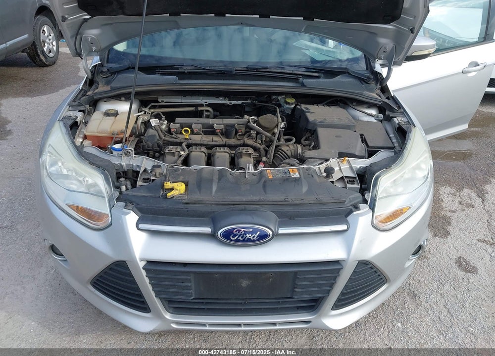 2014 FORD FOCUS VIN: 1FADP3F21EL463106