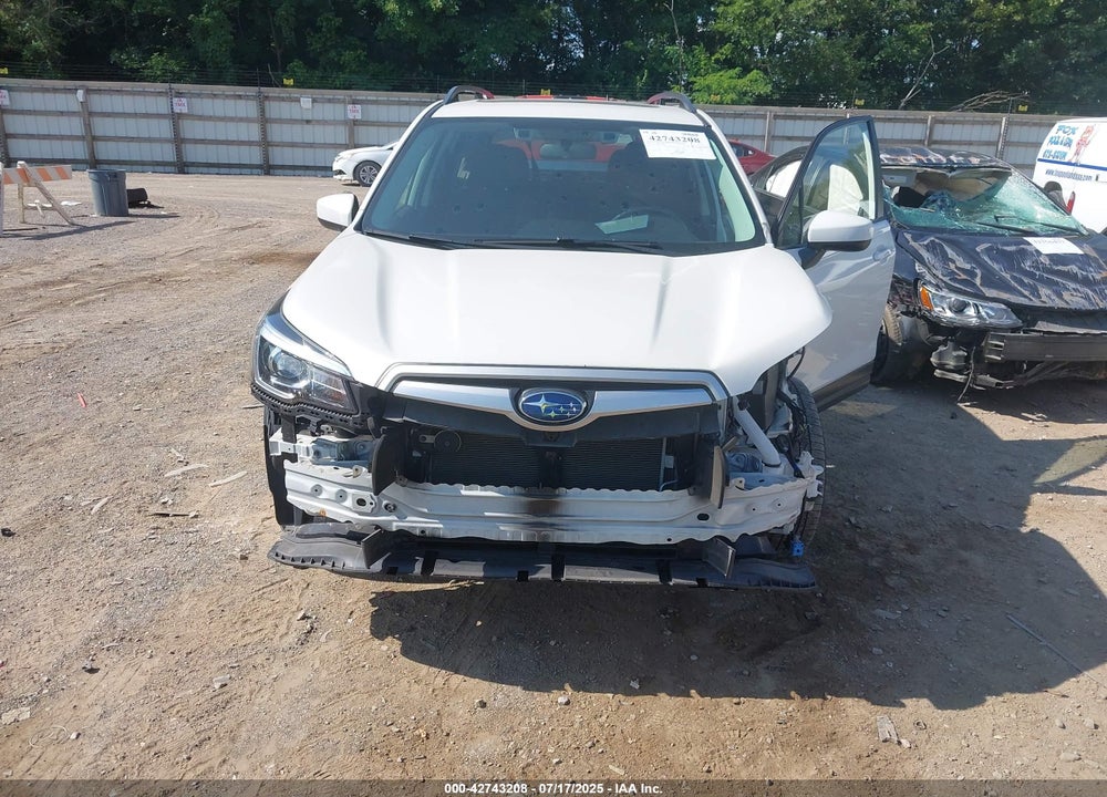 2019 SUBARU FORESTER VIN: JF2SKAEC1KH479658
