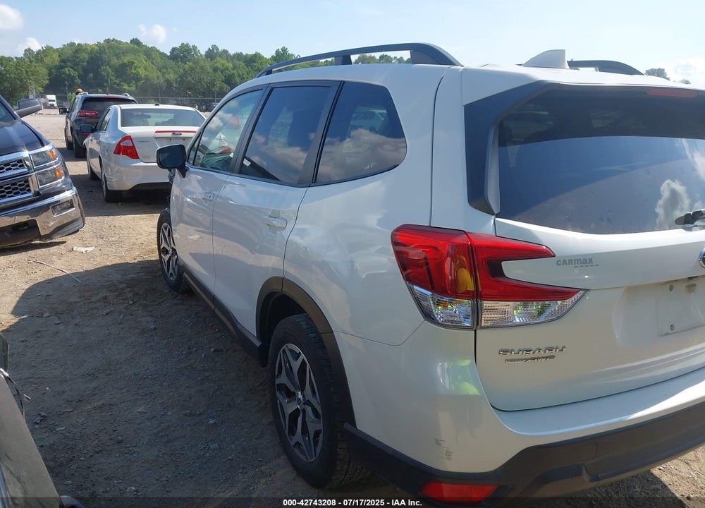 2019 SUBARU FORESTER VIN: JF2SKAEC1KH479658